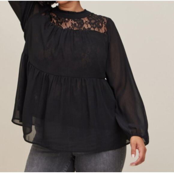 Torrid size 2 Black Lace Tiered Overlay Sheer Sleeve Women's Plus Size Top 2X - Picture 2 of 11
